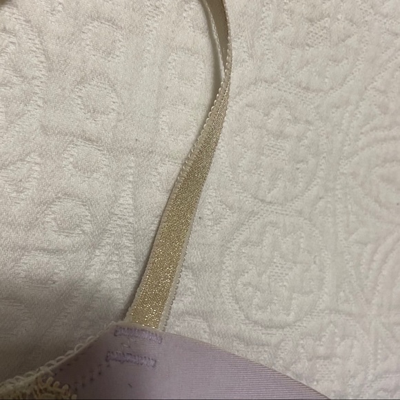 Victoria’s Secret dream Ángels Bra - Picture 4 of 5